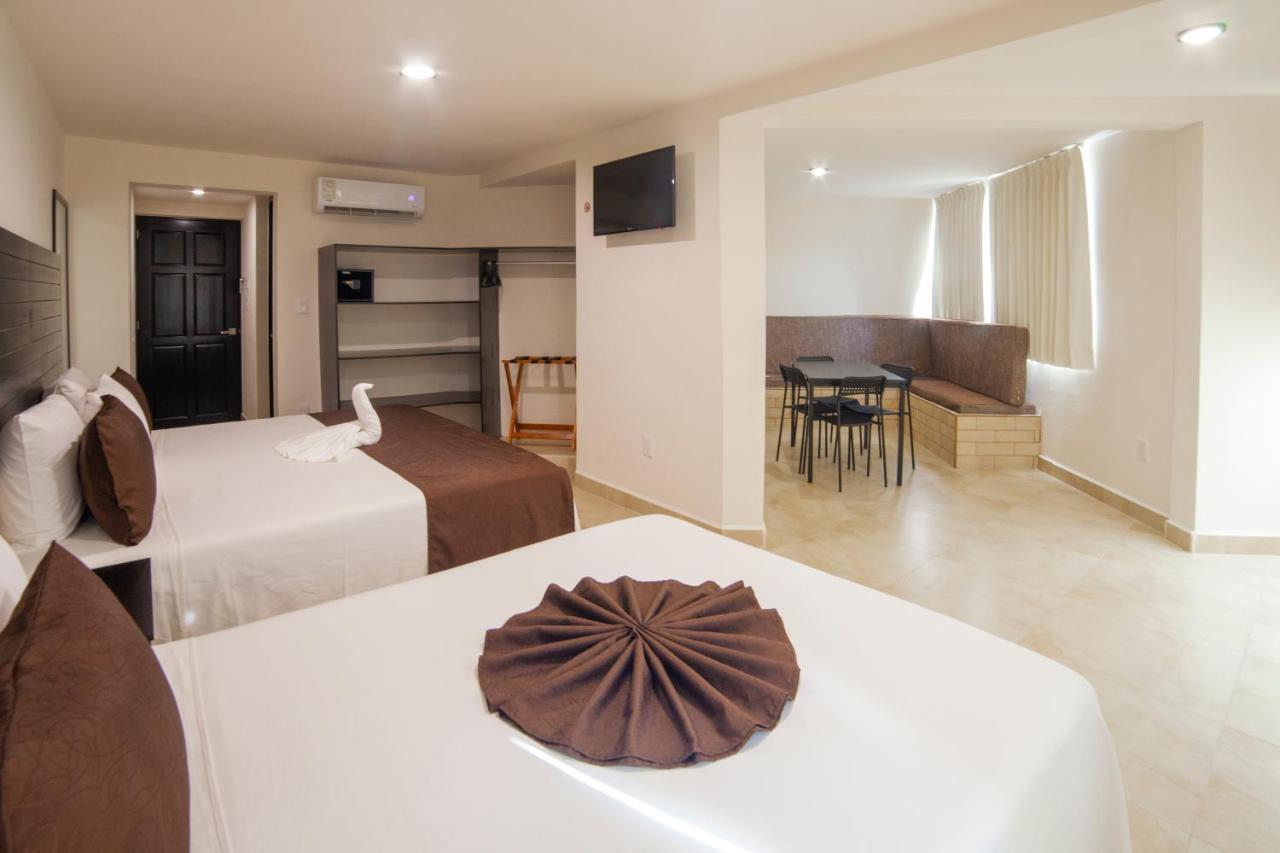 Mayev Express Santa Cruz Huatulco Buitenkant foto